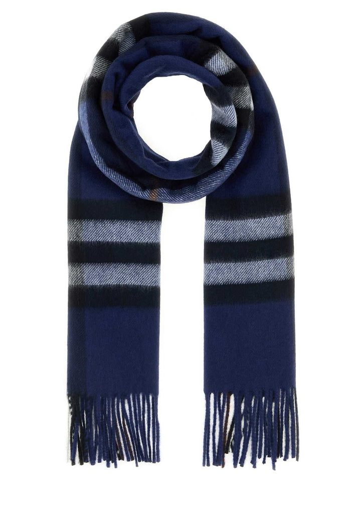 Burberry A:mu Giant Chk Cs Sc:110106:a2993