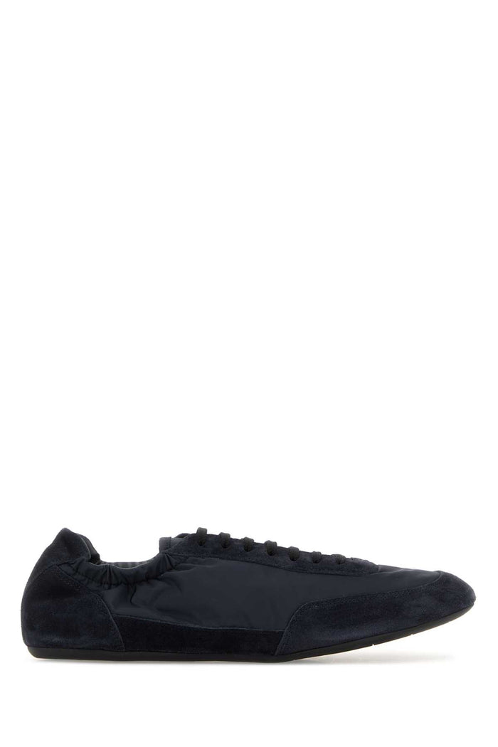 Prada Lifestyle Leggero