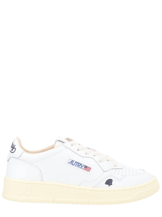 Autry "Medalist Low" Sneaker