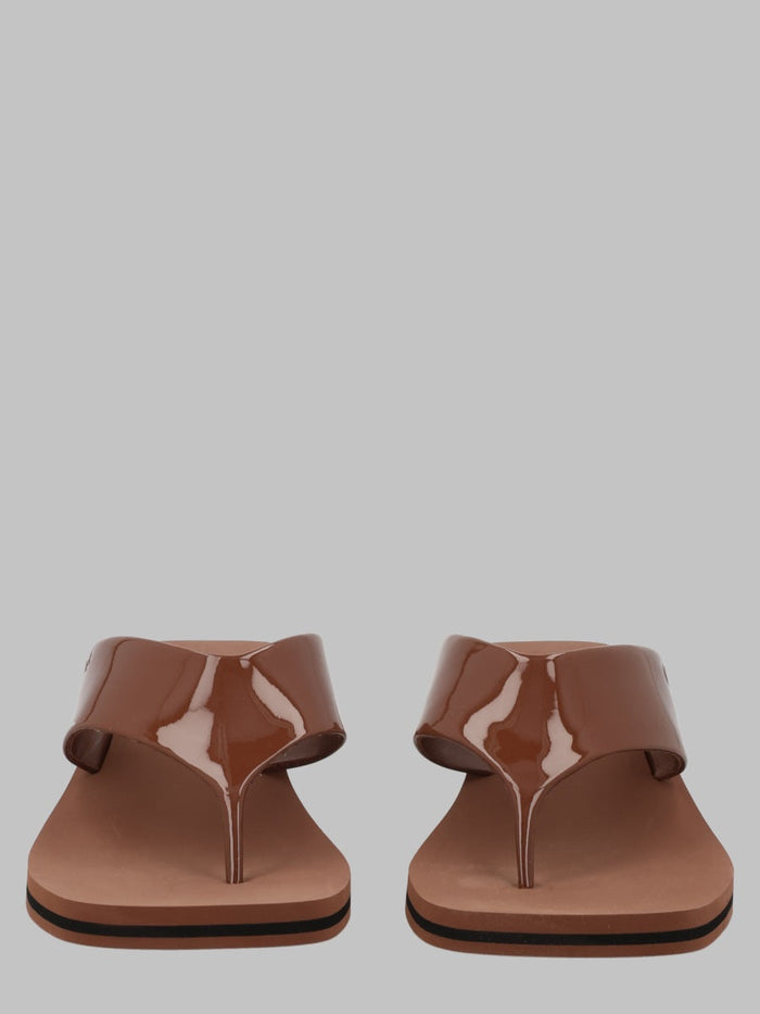 Chloé