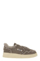 Autry Medalist Low - Suede Trainers With Shearling Lining