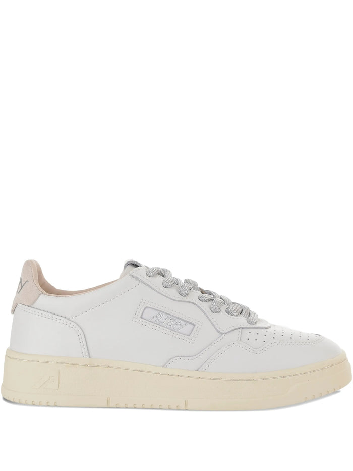Autry "Medalist Low Woman" Leather Swoll Sneakers