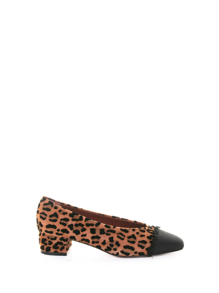 Roberto Festa Roberto Festa Leopard Suede Pumps