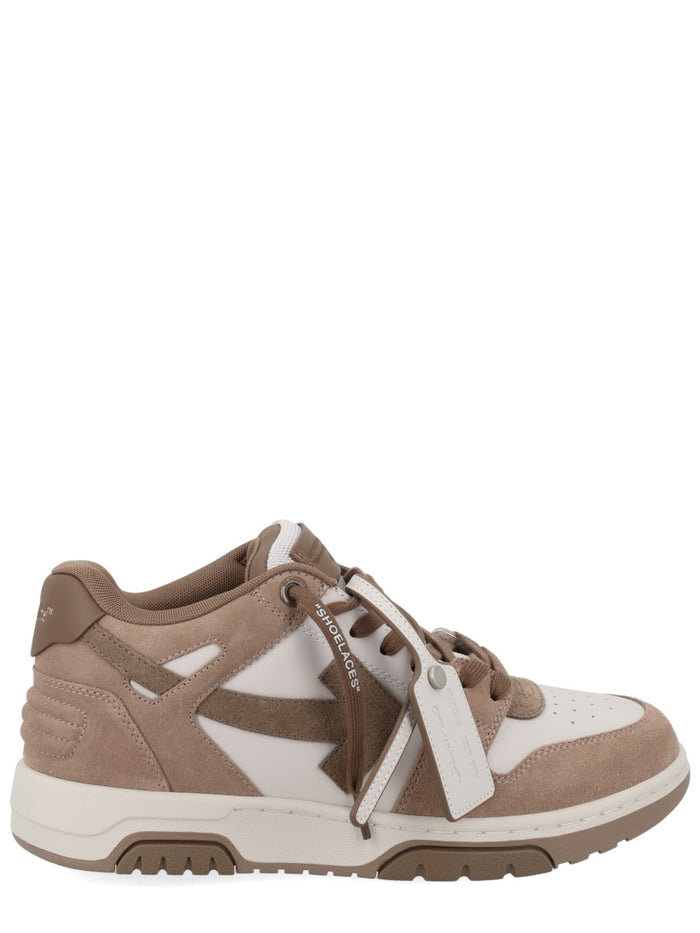 Off-White Sneaker Out Of Office