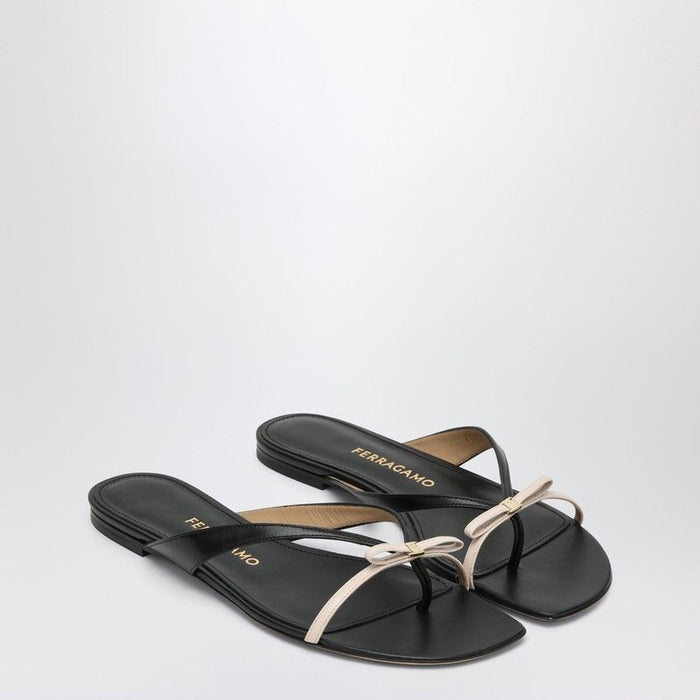 Ferragamo  Mini Bow Flip-Flop Black And Powdery / Regular Fit