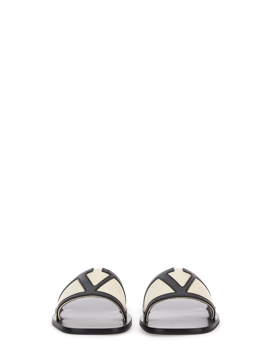 Valentino Garavani Viva Superstar Slide Sandal In Nappa Leather
