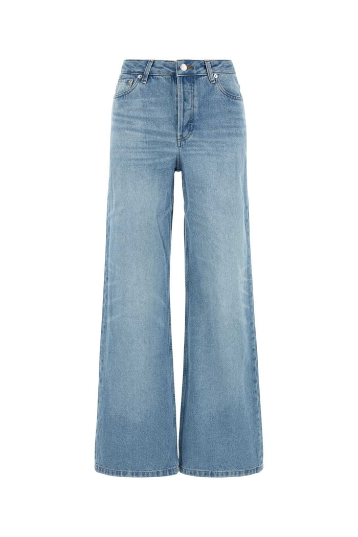A.p.c. Jean Elisabeth