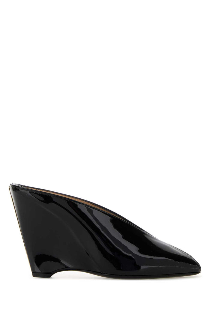 Salvatore Ferragamo Alicia 95