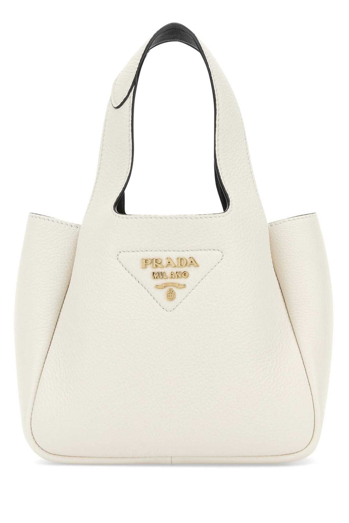 Prada Shopping