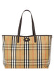 Burberry Borsa A Spalla "Tote Highlands" Media