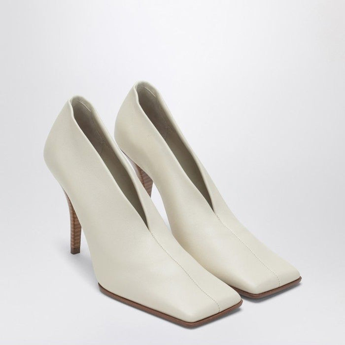 Alaia Soft Square Ivory Pumps
