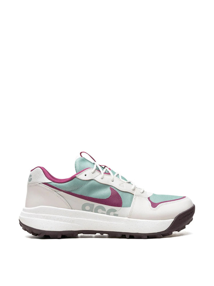Nike Acg Lowcate Sneakers