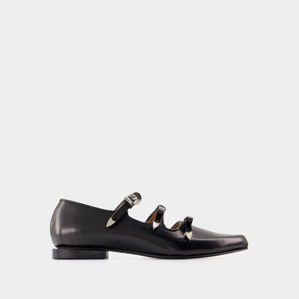 Toga Pulla Aj1344 Ballerinas