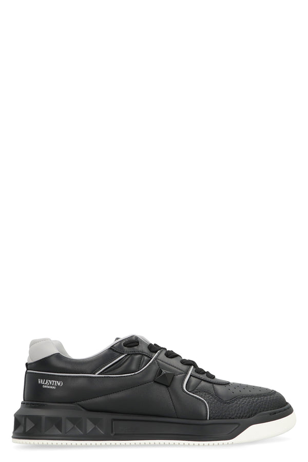 Valentino Garavani One Stud Low-Top Sneakers