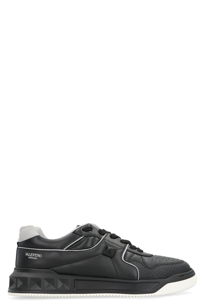 Valentino Garavani One Stud Low-Top Sneakers