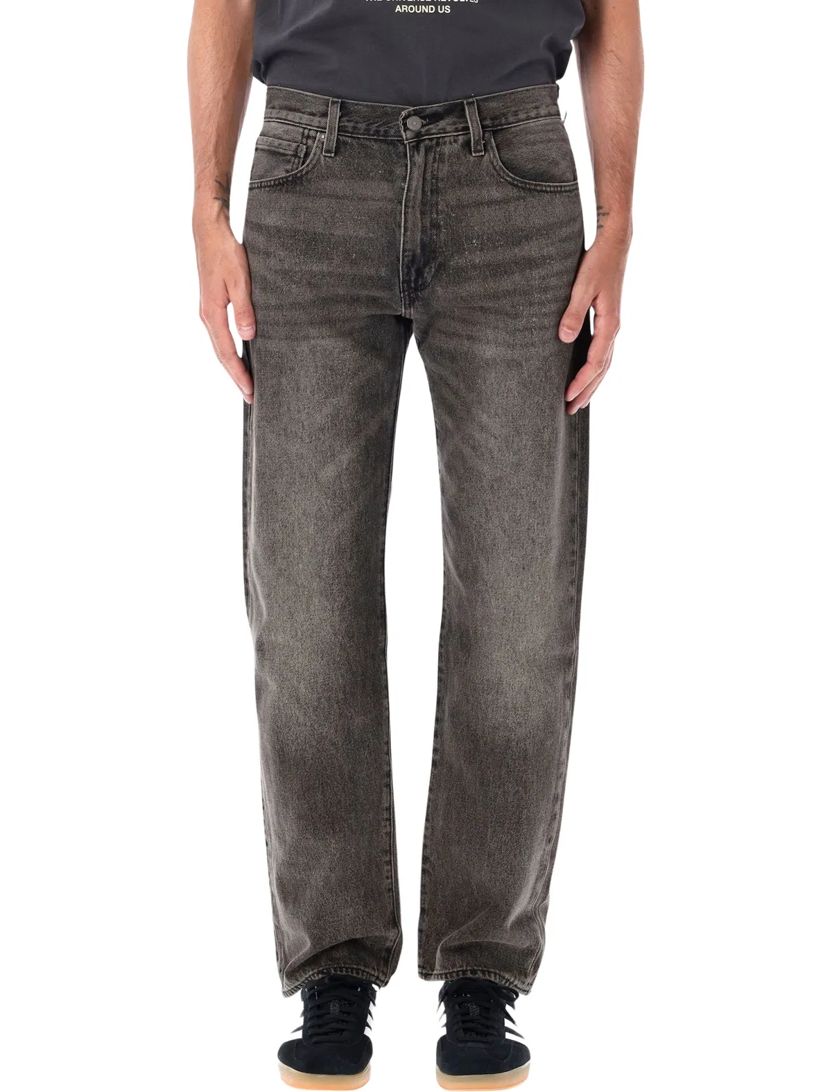 555 Relaxed Straight