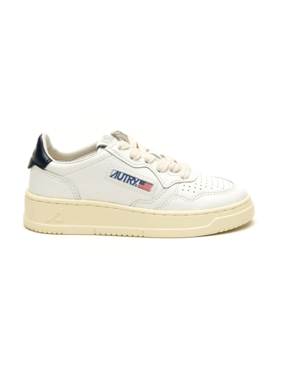 "Medalist Low" Sneaker