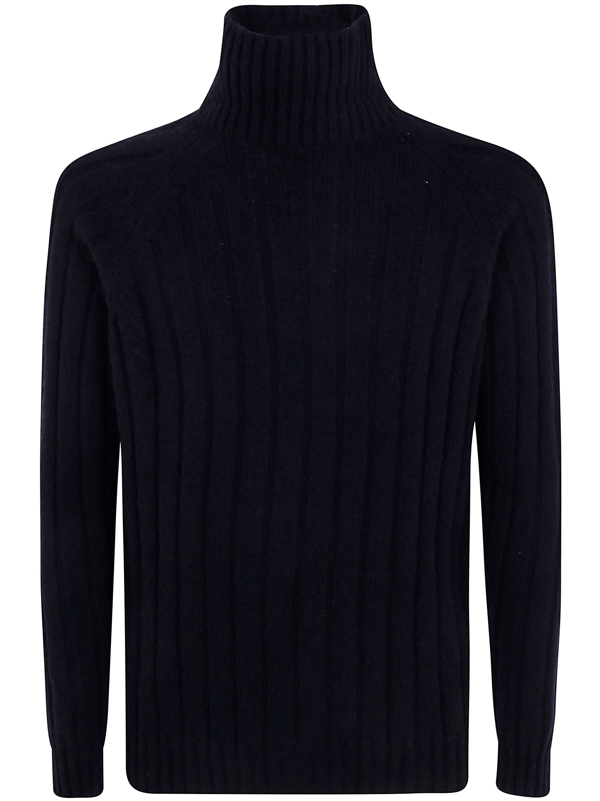 Long Sleeves Turtle Neck Sweater