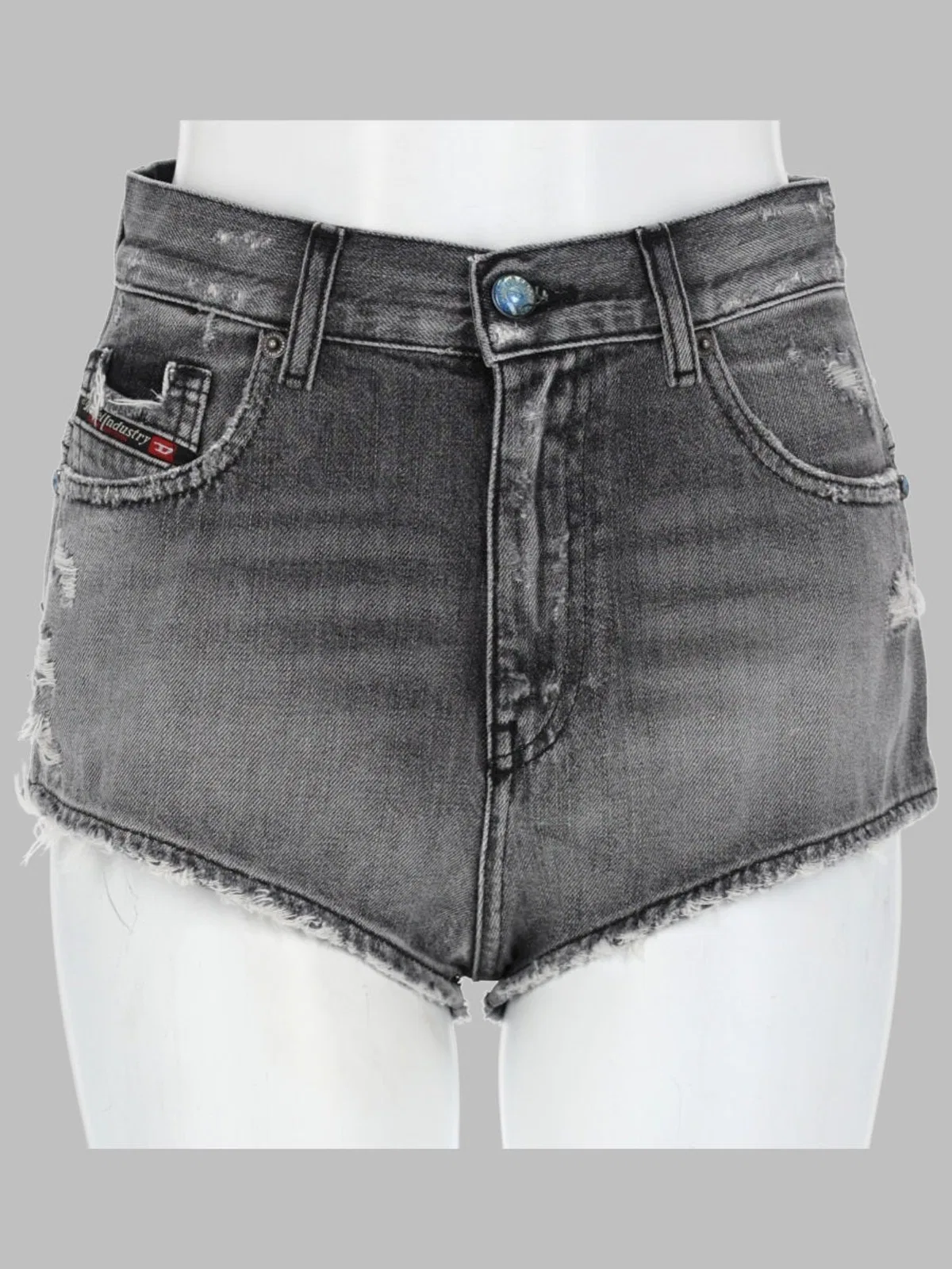 Shorts In Denim Con Orli Sfrangiati