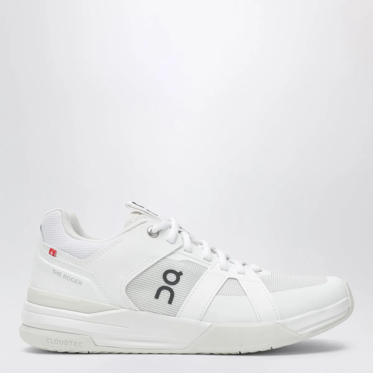 The Roger Clubhouse Pro Tennis Shoes In White/Ice