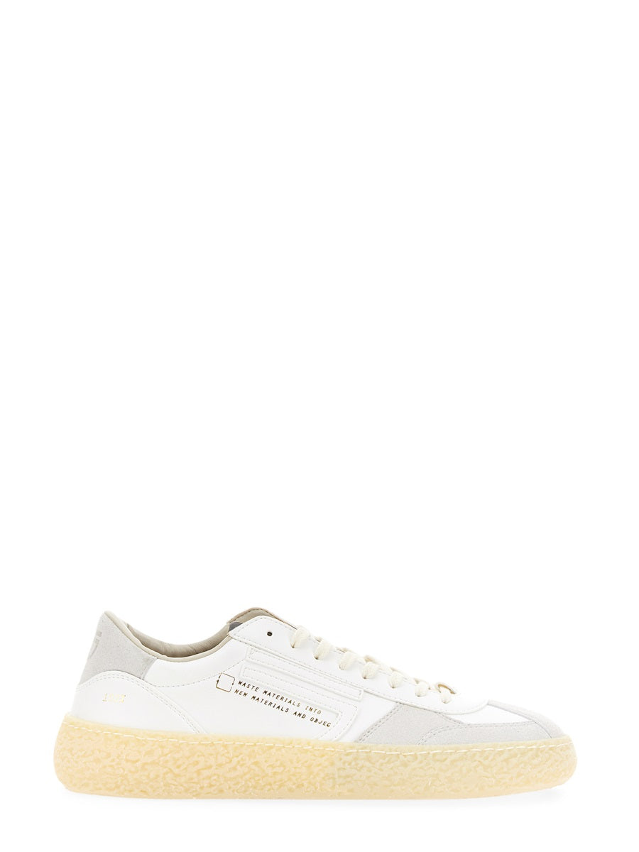 Cream Sneaker