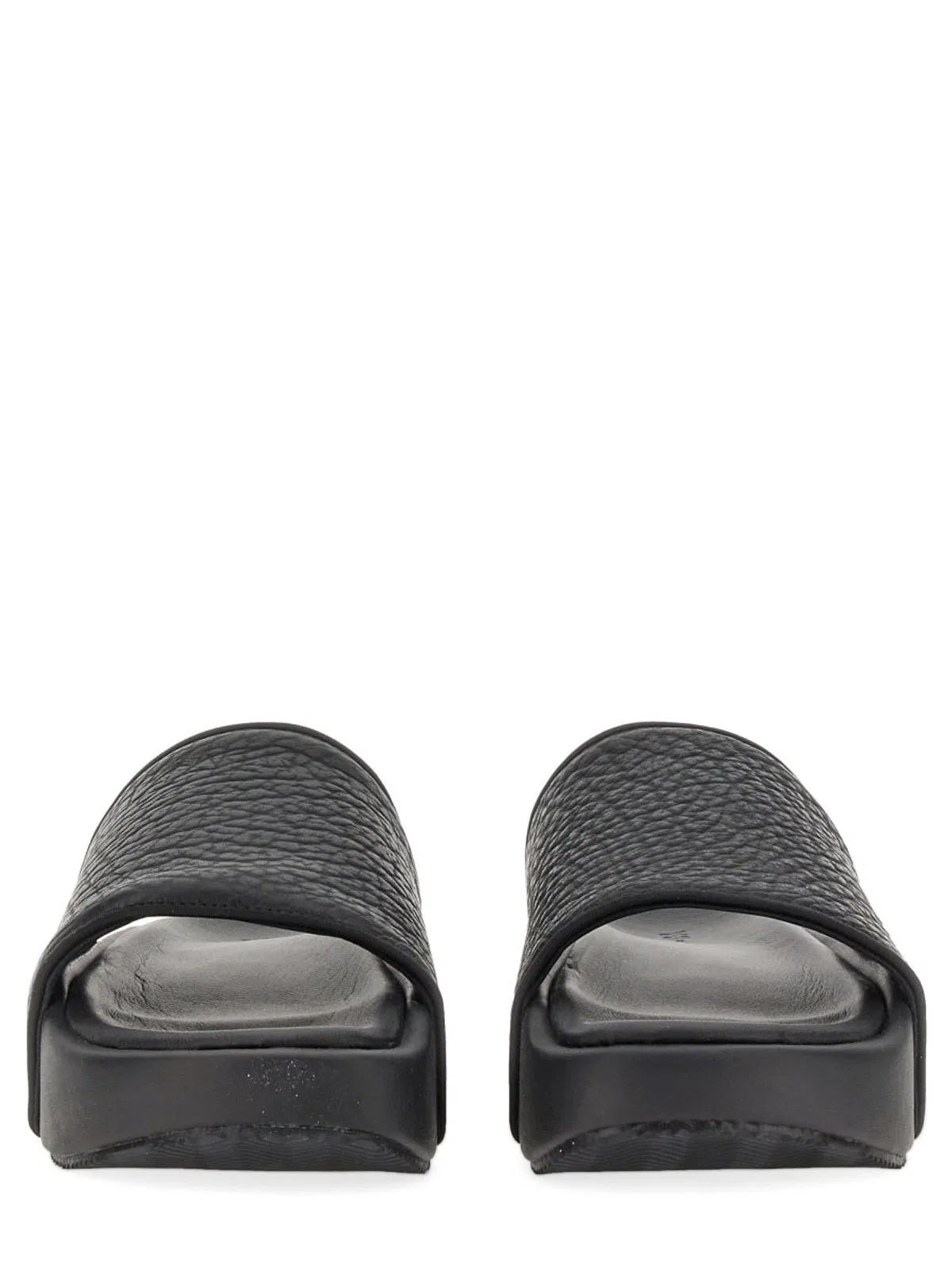 Y-3 Slide Sandal In Black
