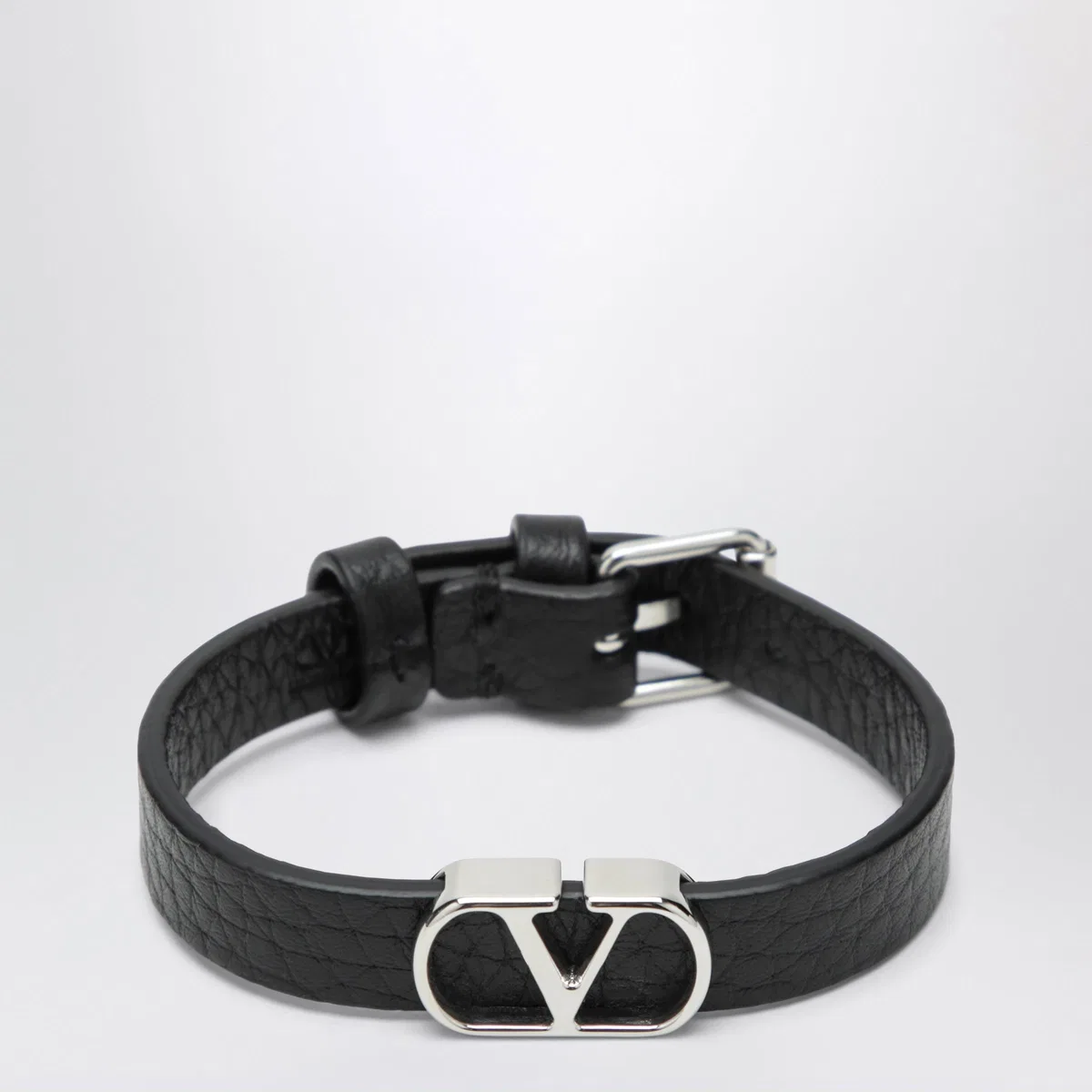 Vlogo Signature Bracelet In Grained Calfskin Leather, Black