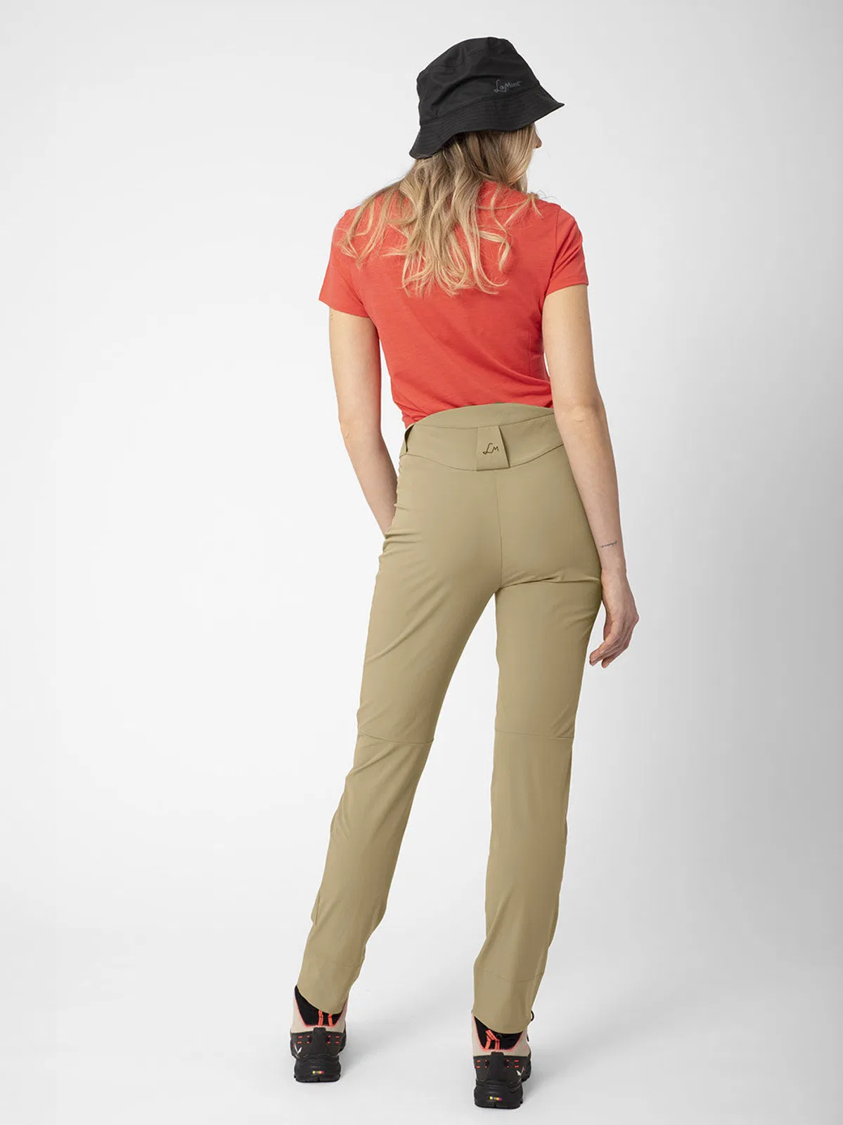 Lamunt Serena Light Mountain In Brown