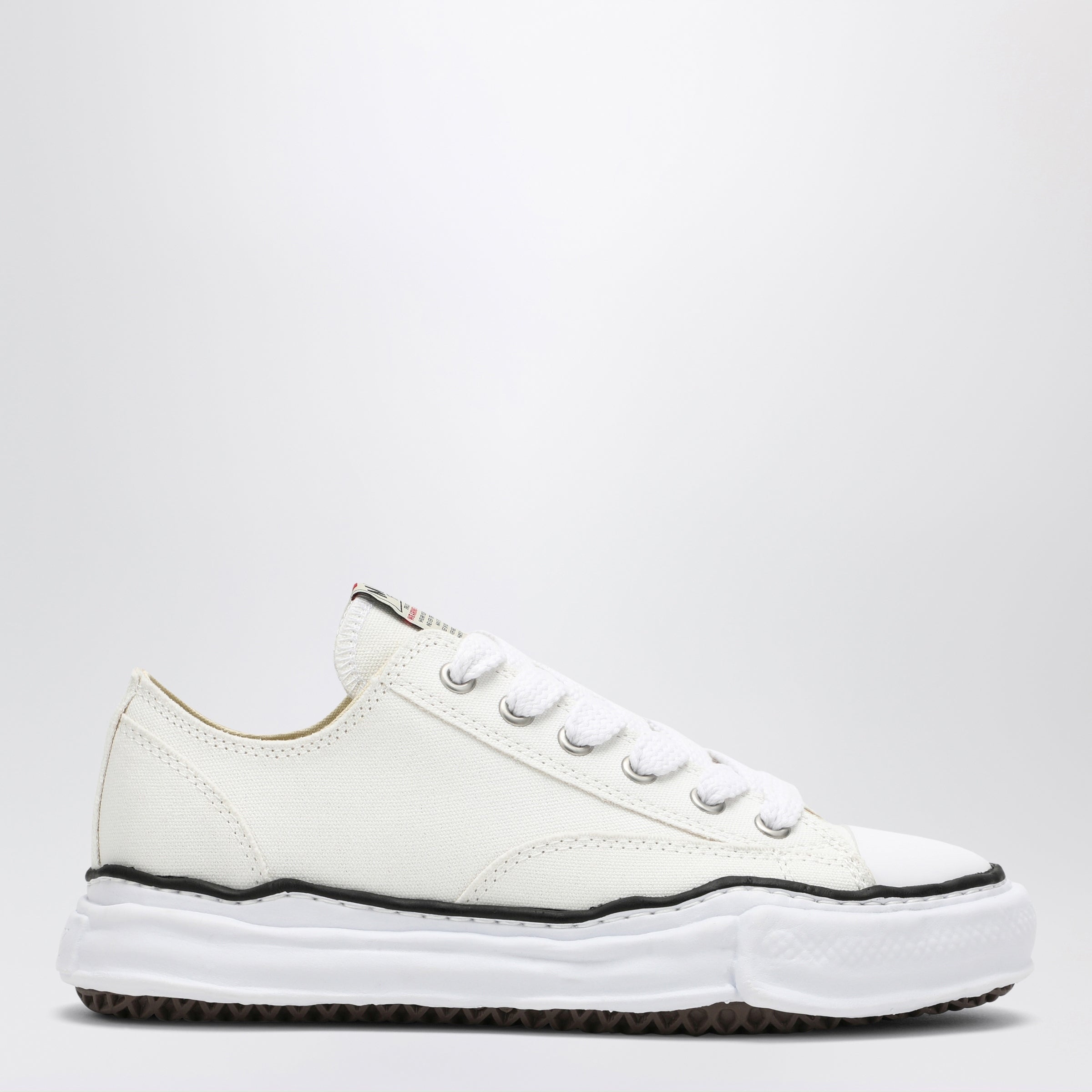 White Peterson Low Sneakers In Canvas