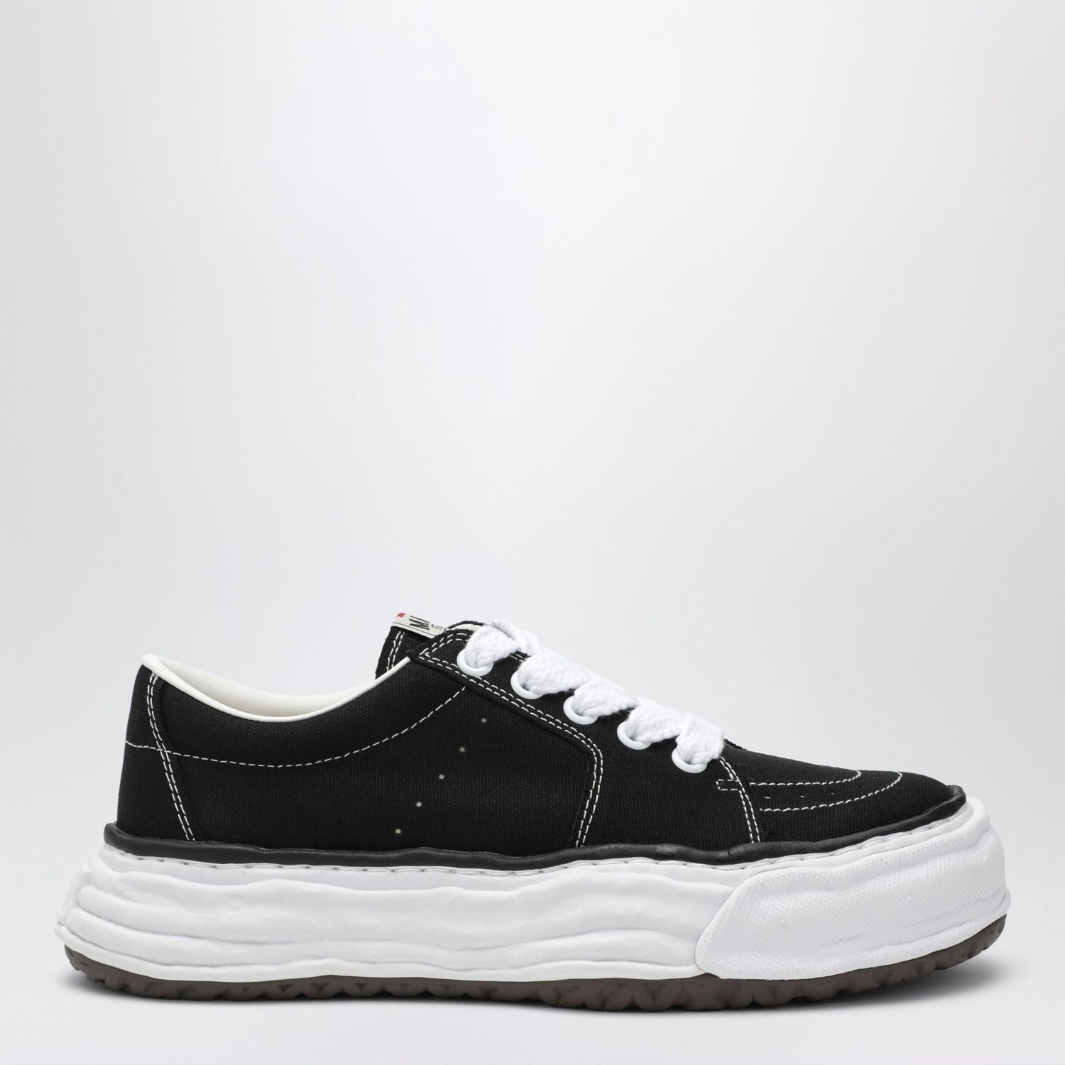 Eric Sneakers In Black Canvas