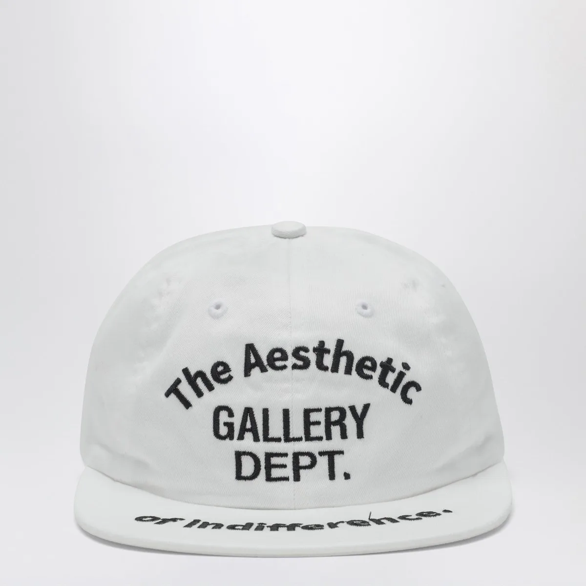 White Baseball Cap With Logo Embroidery
