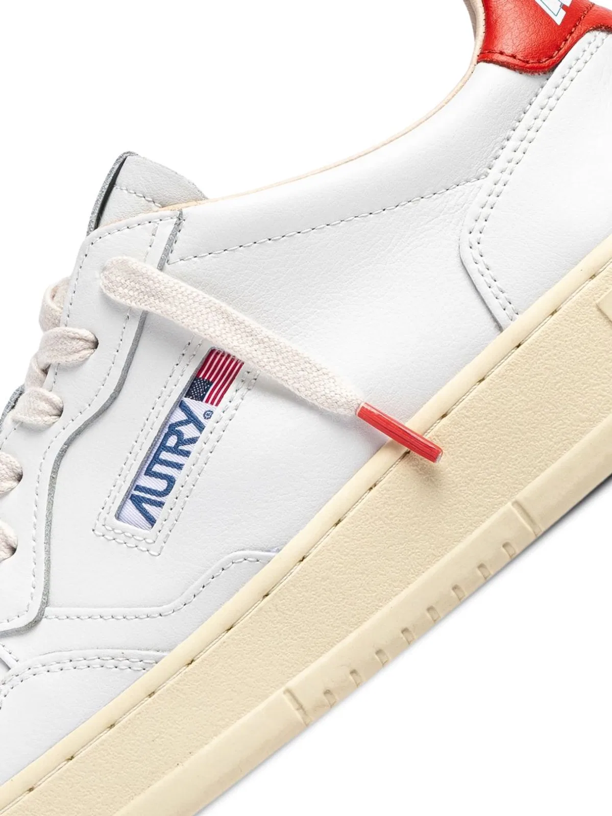 Autry White Leather Flats In White