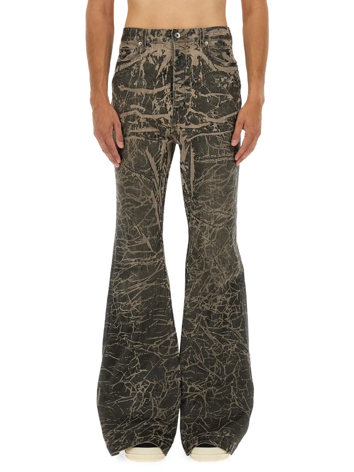 Concordians Bolan Bootcut Highrise Jeans In Black Denim