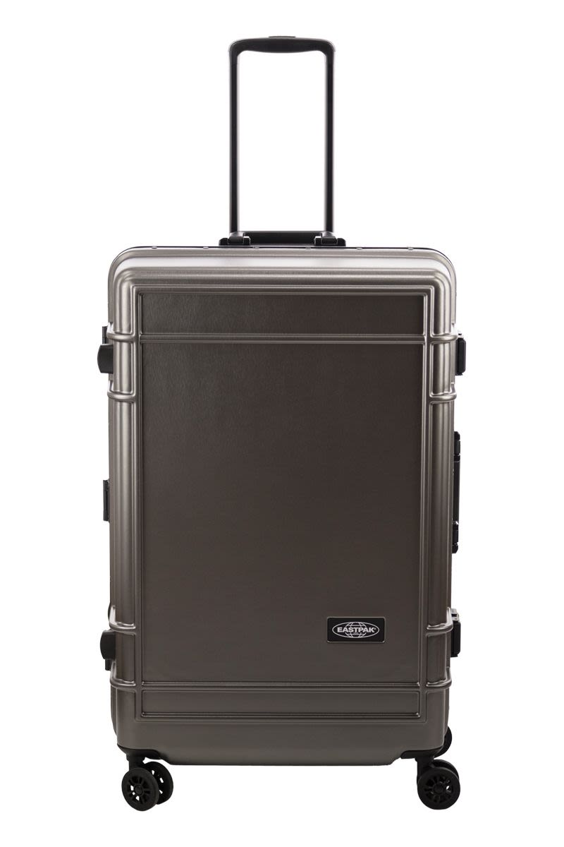 Hard-Shell Polycarbonate Suitcase With Multidirectional Wheels
