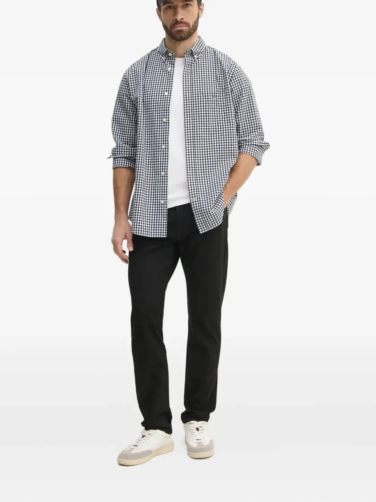 Logo Plaque Tapered Jeans
