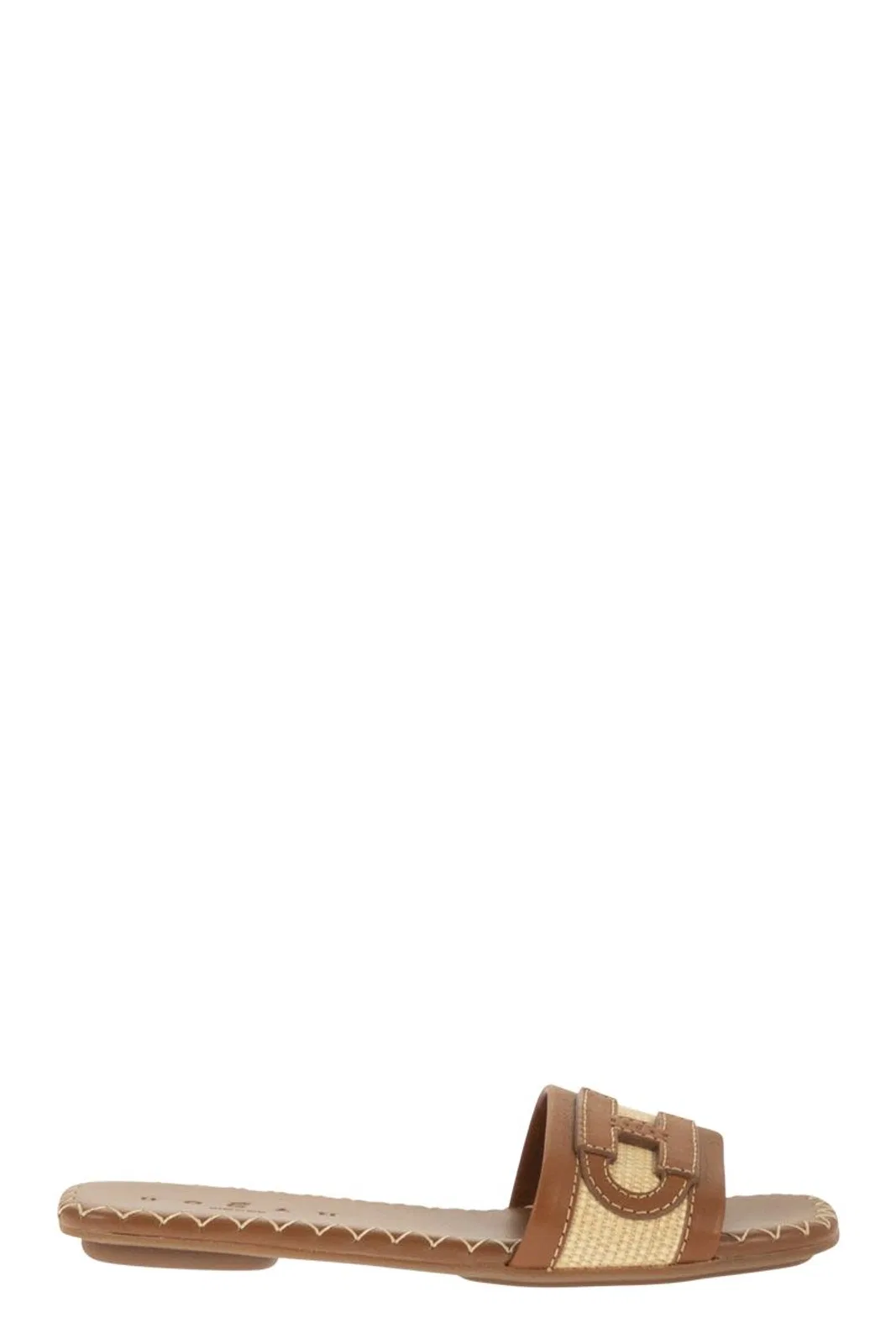 H685 - Flat Sandals In Leather And Raffia