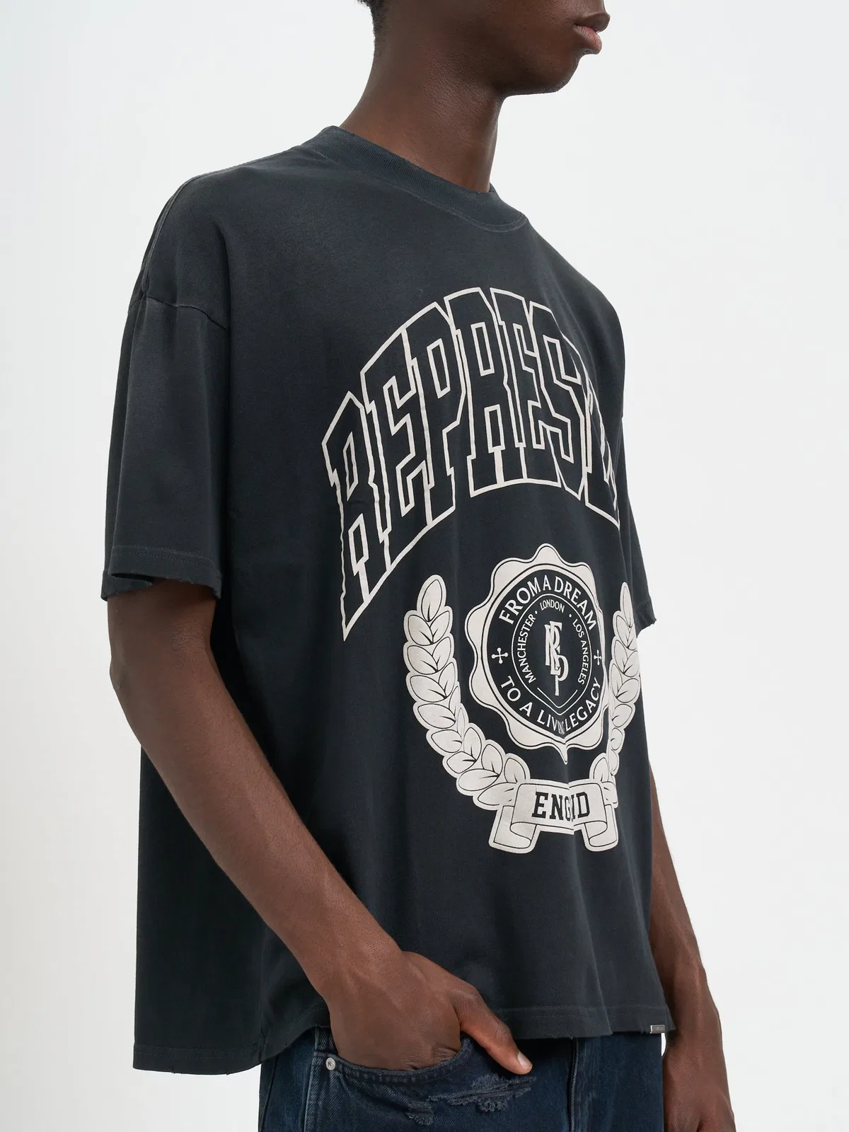 Represent Legacy Crest T-shirt In Black
