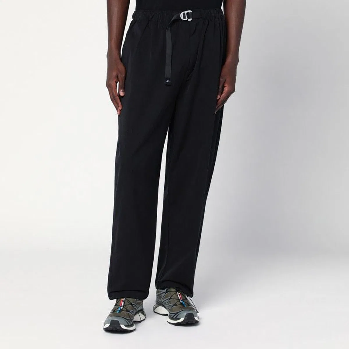 Terrain Black Trousers In Cotton-Nylon Blend