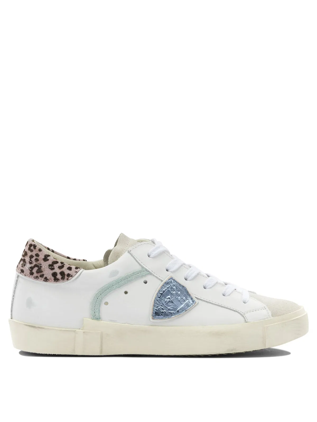 Sneakers & Slip-On