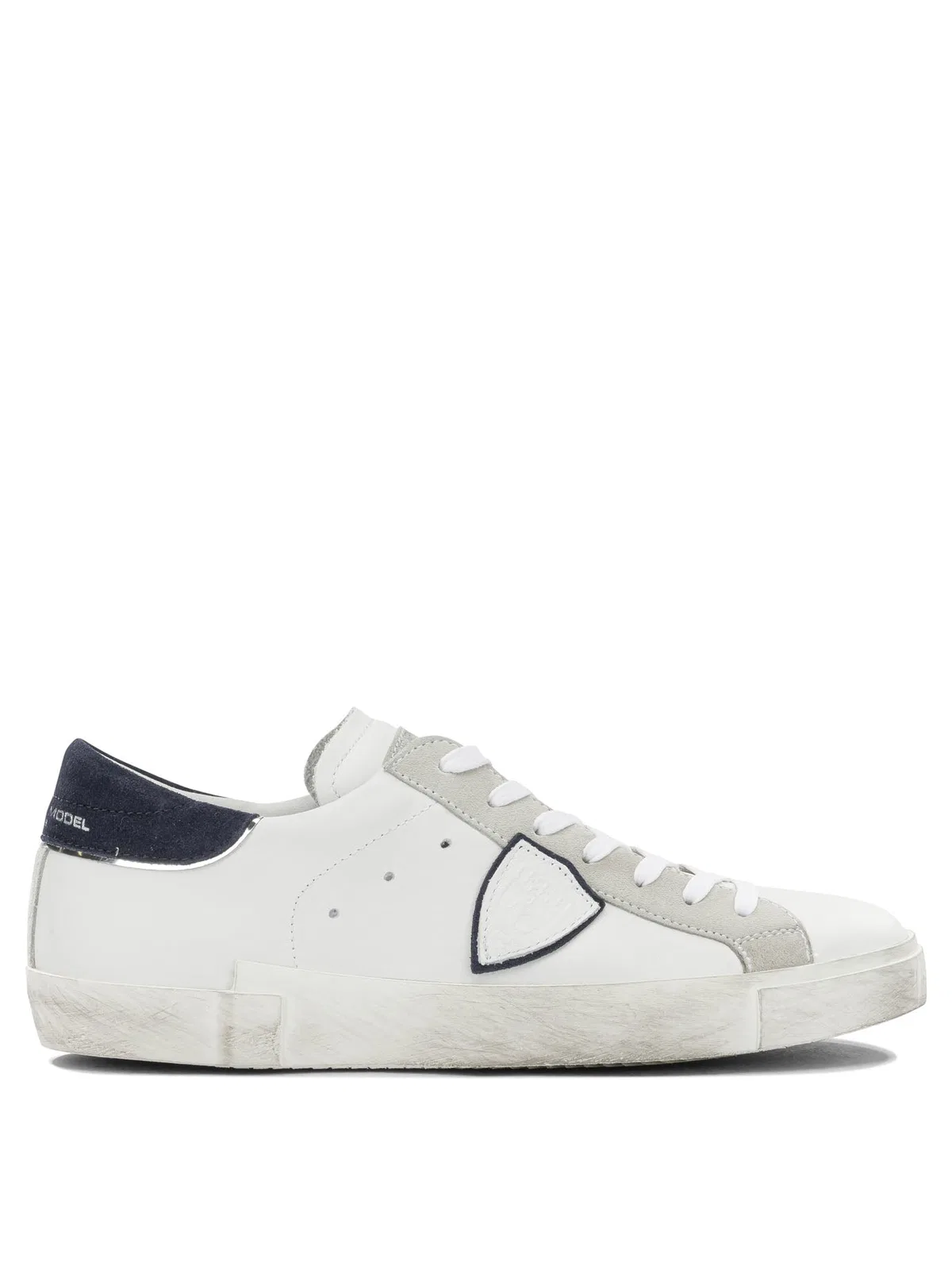 Sneakers & Slip-On