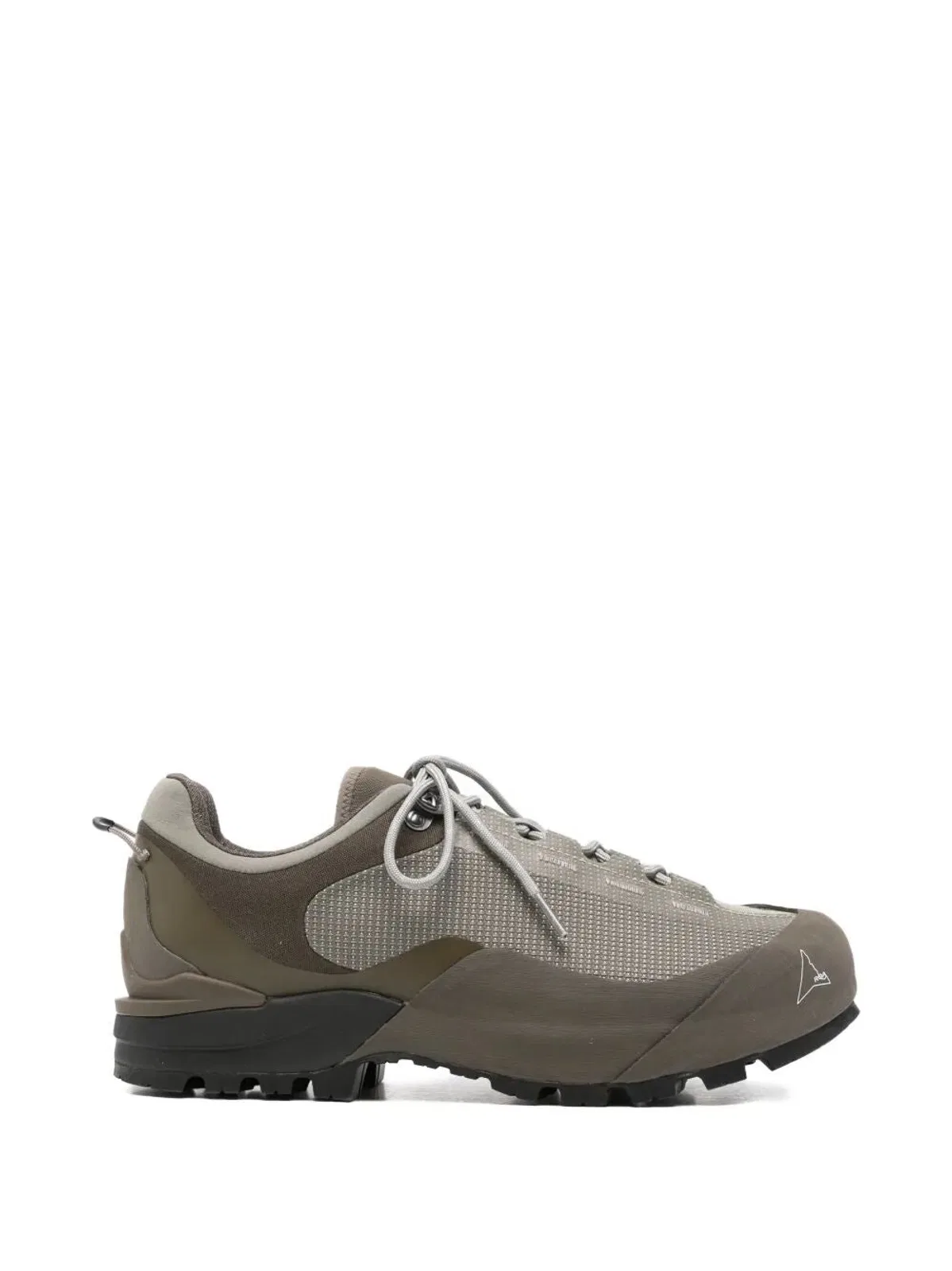 "Hida" Low Top Sneakers