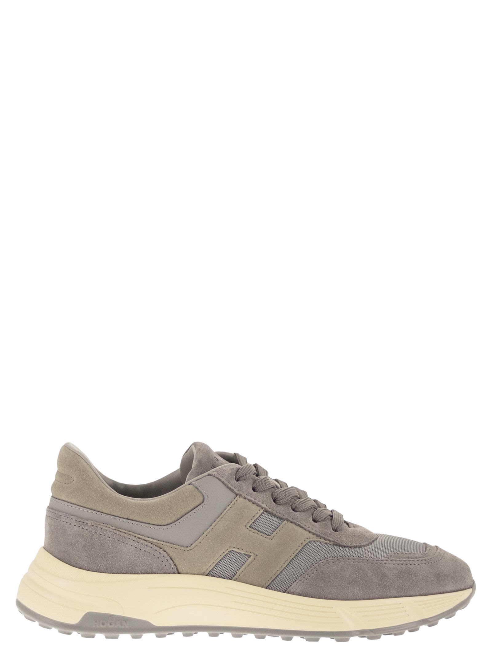 Hyperlight Sneakers In Suede And Fabric