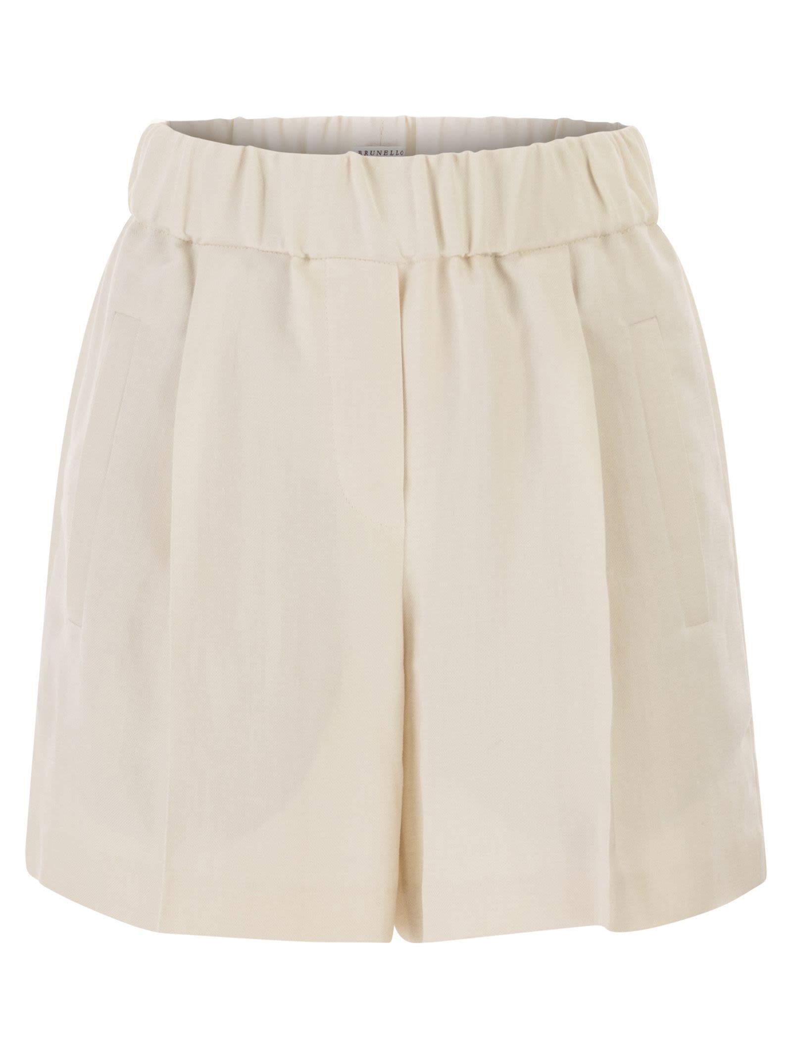 Baggy Shorts In Fluid Viscose And Linen Twill